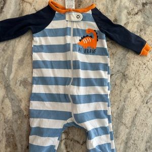 From my little to yours! Only worn once or twice but so so adorable!
